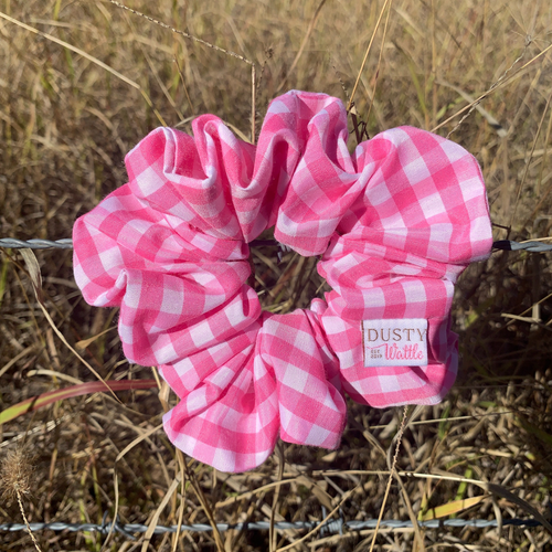 Medium Scrunchie -Light Pink Gingham 01