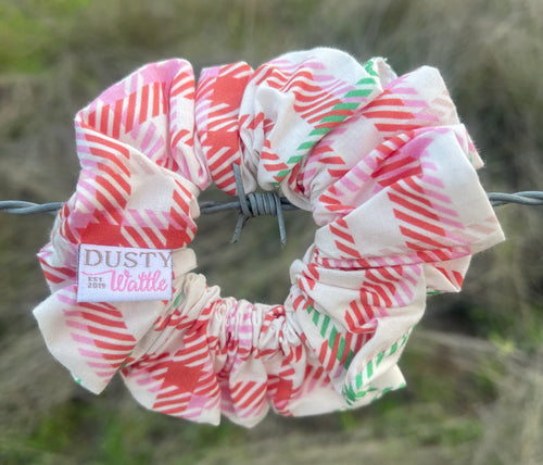 Medium Scrunchie - Christmas Plaid