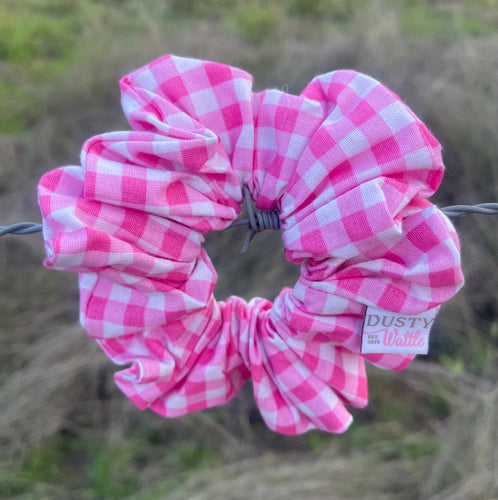 Medium Scrunchie - Medium Pink Gingham